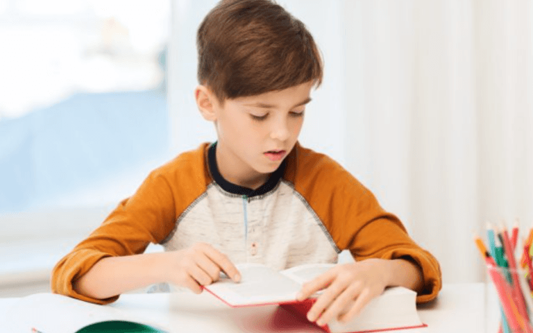 bé làm quen với toán